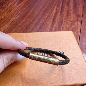 LV LEATHER BRACELETS BUNDLE